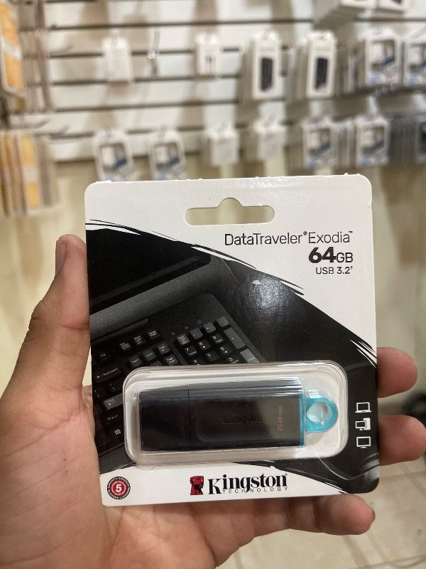 Memorias USB de 64 GB
